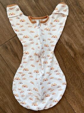 Swaddle Designs Cream Sleep Sack with Sunset Motif and Tan Trim